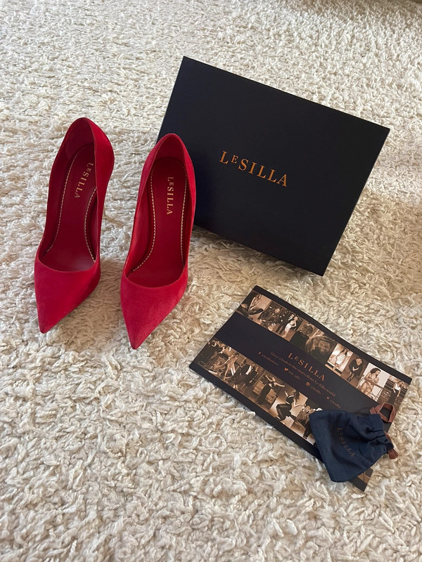 Le sales silla decolte