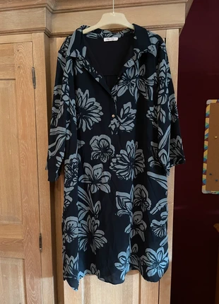 Super robe bleu paprika à fleur T3, marque: paprika, état: Très bon état, taille: L / 40 / 12, 11,99 €, 13,29 € Protection acheteurs incluse