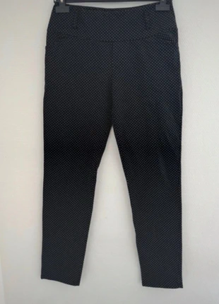 💟 Pantalon noir à pois blancs Miss One taille M (763), marke: Miss, zustand: Neu, größe: M / 38 / 10, 5,50 €, 6,48 € inklusive Vinted-Käuferschutz