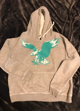 Hoodie gris american eagle, marque: American Eagle, état: Très bon état, taille: M, 11,00 €, 12,25 € Protection acheteurs incluse