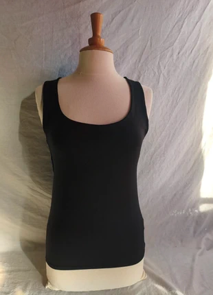 Débardeur noir Zara femme taille 40, marque: Zara, état: Très bon état, taille: L / 40 / 12, 4,90 €, 5,85 € Protection acheteurs incluse