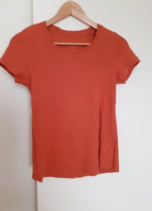 Tee-shirt corail, brand: Christopher & Banks, condition: Good, size: S / 36 / 8, €2.00, €2.80 includes Buyer Protection