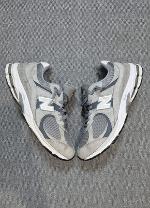 New Balance 2002R grises – Taille 45 Homme, marque: New Balance, état: Très bon état, taille: 45, 30,00 €, 32,20 € Protection acheteurs incluse