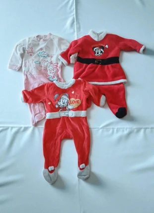 Lots pyjamas 12 mois, marke: diverse, zustand: Gut, größe: 12-18 Monate / 80, 6,00 €, 7,00 € beinhaltet Vinted-Käuferschutz Pro