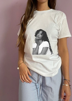 T-shirt sza, brand: Boutique indépendante, condition: New without tags, size: S / 36 / 8, €21.00, €22.75 includes Buyer Protection