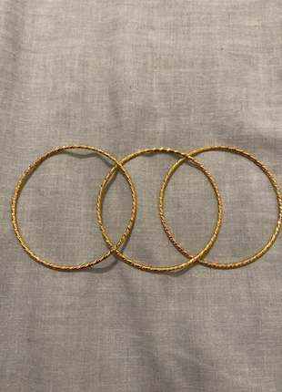 Lot de 3 bracelets couleur or jaune ~ Neuf, merk: Boutique indépendante, staat: Nieuw zonder prijskaartje, € 3,00, € 3,85 inclusief Kopersbescherming