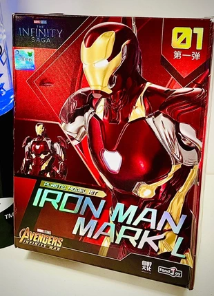 Iron Man Infinity War Mark 50 maquette à construire, brand: Disney, condition: Very good, size: Preemie, up to 44cm, €19.50, €21.18 includes Buyer Protection Pro
