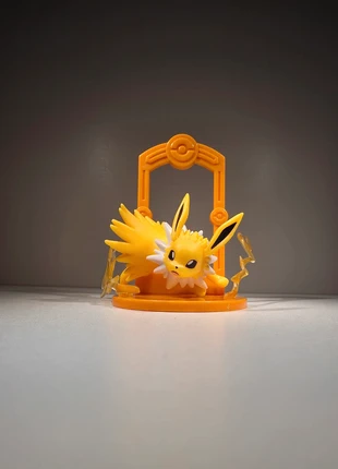 Figurine pokemon Voltali, brand: Pokémon, condizioni: Nuovo senza cartellino, taglia: Taglia unica, €12.90, €14.25 include la Protezione acquisti Pro