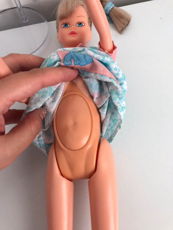 Barbie femme 40cm enceinte vintage de 1980
