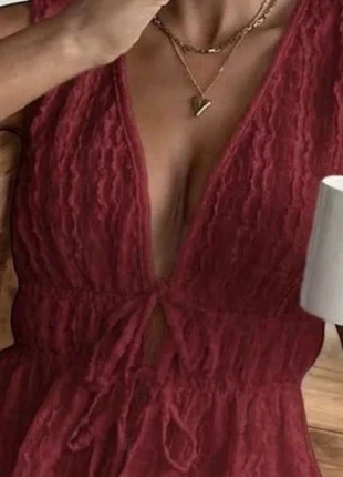 Top rouge dos nu froncé à nouer – effet cintré et volanté, merk: Silhouette, staat: Heel goed, maat: S / 36 / 8, € 25,99, € 27,99 inclusief Kopersbescherming