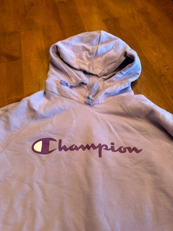 Women’s champion hoodie 3