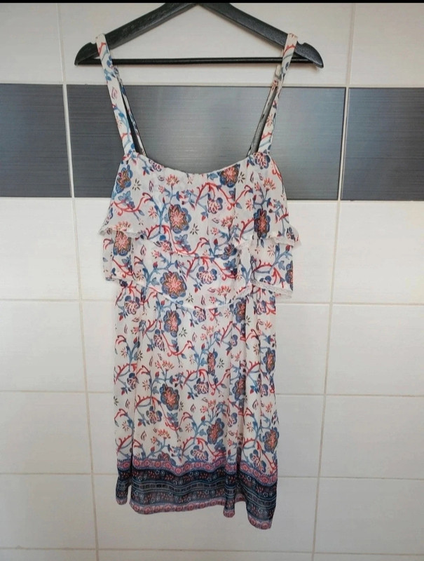 Robe hollister taille M 1