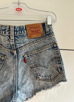 Levi’s Jeans Shorts High Waist, brand: Levi Strauss & Co., condizioni: Ottime, taglia: Altro, €15.00, €16.45 include la Protezione acquisti