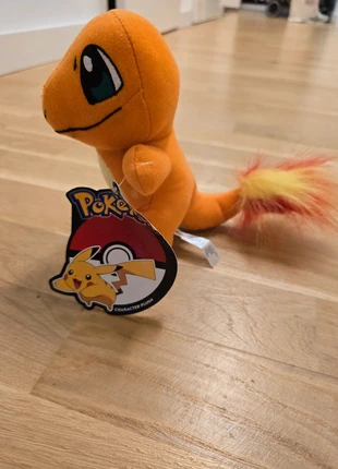 Pokèmon Stoffier neu, marke: Pokémon, zustand: Neu, mit Etikett, größe: S, 7,50 €, 8,58 € inklusive Vinted-Käuferschutz