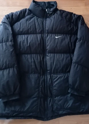 Doudoune - Nike - Noir  - Très Bon état, marke: Nike, zustand: Sehr gut, größe: XL, 29,90 €, 32,10 € inklusive Vinted-Käuferschutz