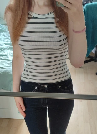 White/black striped halter/tank top, merk: America Today, staat: Goed, maat: S / 36 / 8, € 2,00, € 2,80 inclusief Kopersbescherming