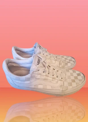 #sneakers #vans #scarpe36 #scarpedaginnastica #bianco, marke: Vans, zustand: Gut, größe: 36, 3,00 €, 3,85 € inklusive Vinted-Käuferschutz
