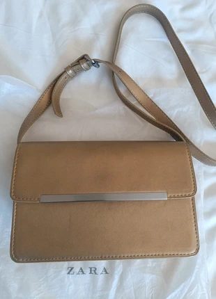Bolso dorado Zara, brand: Zara, condizioni: Ottime, €12.00, €13.30 include la Protezione acquisti