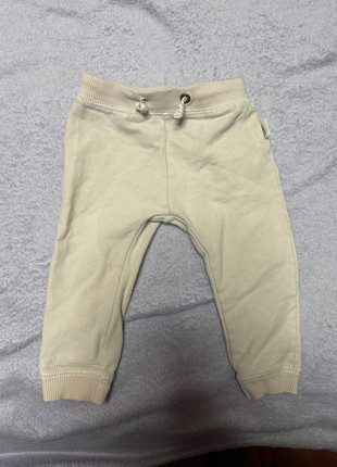 Broekje, marque: zara babyGirl, état: Bon état, taille: 18-24 mois / 86 cm, 2,00 €, 2,80 € Protection acheteurs incluse