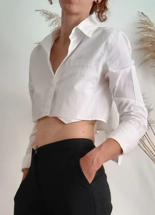 Chemise courte crop top blanche 100% coton, marque: Zara, état: Très bon état, taille: S / 36 / 8, 9,00 €, 10,15 € Protection acheteurs (Pro) incluse