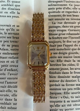 Montre à quartz pour femme blanche et dorée, marque: Quartz, état: Neuf avec étiquette, taille: Taille unique, 10,00 €, 11,20 € Protection acheteurs incluse