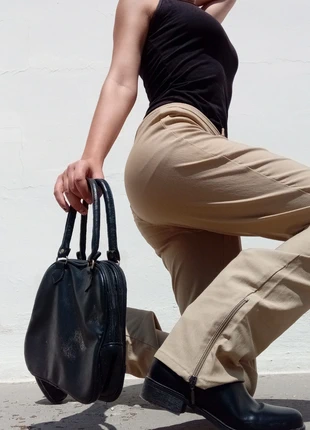 Pantaloni My Time con zip, brand: My Time, condizioni: Nuovo senza cartellino, taglia: L / IT 44 / EU 40, €15.00, €16.45 include la Protezione acquisti