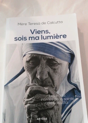 Mère Teresa de Calcutta. Viens sois ma lumière. Les écrits intimes de la sainte de Calcutta. , staat: Heel goed, € 12,00, € 13,30 inclusief Kopersbescherming