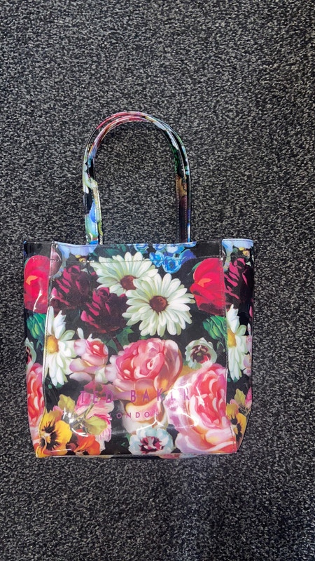 Ted Baker black/floral tote bag - Vinted