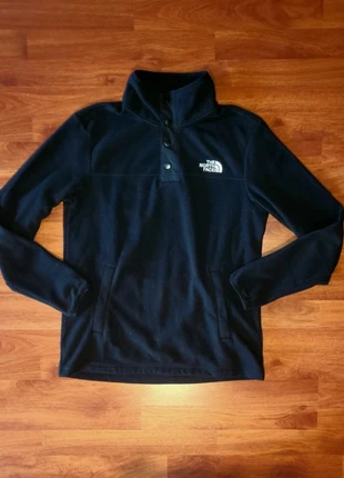Pull polaire 1/4 zip à pression the north face taille S, marke: The North Face, zustand: Sehr gut, größe: L, 25,00 €, 26,95 € inklusive Vinted-Käuferschutz