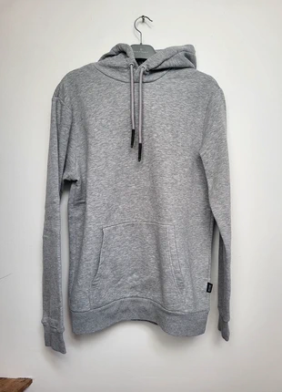 Sweat gris Only & Sons taille M, marke: ONLY, zustand: Sehr gut, größe: M, 12,00 €, 13,30 € inklusive Vinted-Käuferschutz