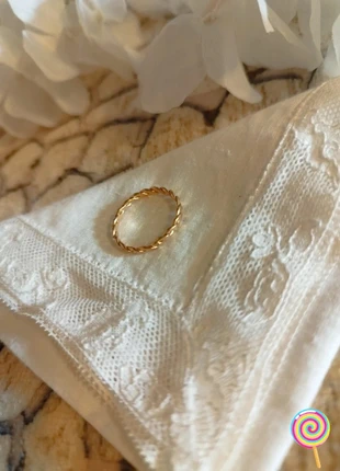Bague fine tressée dorée 🪭 Neuve 🪭🪭, marke: Fantasy, zustand: Neu, größe: 51.8 mm / 16.5 mm Ø, 1,60 €, 2,38 € beinhaltet Vinted-Käuferschutz Pro