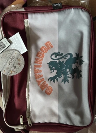 Cartable sacoche ordinateur licence officiel Harry potter, marca: Harry Potter, estado: Novo com etiquetas, €15.00, €16.45 inclui Proteção do Comprador