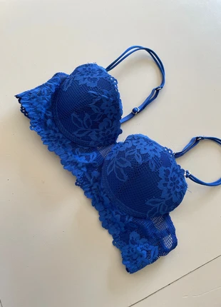 Soutien gorge 85 A, marke: Undiz, zustand: Gut, größe: 70A & AA, 2,00 €, 2,80 € inklusive Vinted-Käuferschutz