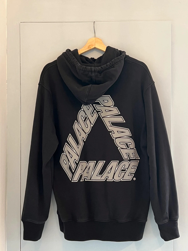 Palace heavyweight black hoodie