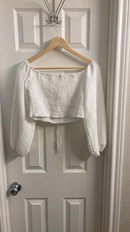 NWOT Shein Long Sleeve Crop Top 3