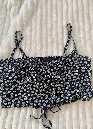 Haut bandeau - Fleuris - Shein - S, marke: Shein, zustand: Sehr gut, größe: S / 36 / 8, 2,00 €, 2,80 € inklusive Vinted-Käuferschutz