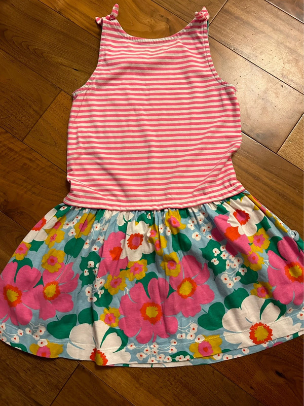 Mini Biden summer dress, age 7-8 2