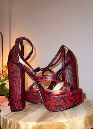 Hoge plateau hakken slangenprint , marca: Public Desire, estado: Nuevo sin etiquetas, tamaño: 38, 16,50 €, 18,03 € Protección al comprador incluida