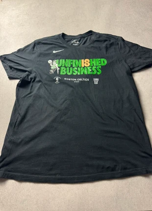 T shirt crewneck Nike noir – Taille XL (Unisexe), brand: Nike, condition: Very good, size: XL, €11.00, €12.25 includes Buyer Protection Pro