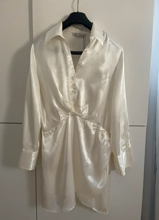 Vestido mini camisero satinado drapeado talla XL de Zara, marca: Zara, estado: Nuevo con etiquetas, tamaño: XL / 42 / 14, 17,00 €, 18,55 € Protección al comprador incluida