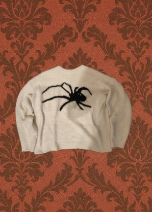 Maglione bianco con ragno nero, gotico Y2K accattivante e soft grunge Unisex, size M, brand: y2k, condizioni: Nuovo senza cartellino, taglia: M / IT 42 / EU 38, €29.99, €32.19 include la Protezione acquisti