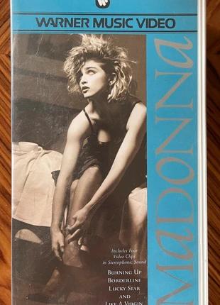 Premiers clips de Madonna, condition: Good, €5.00, €5.95 includes Buyer Protection