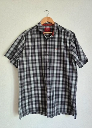 Chemise grise blanche rayures logo brodé rouge Vintage Taille L, marke: Vintage Dressing, zustand: Sehr gut, größe: L, 8,00 €, 9,10 € inklusive Vinted-Käuferschutz