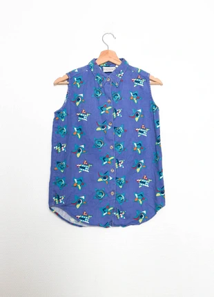 Printed top | Haut imprimé violet avec étoiles vertes, marque: Vintage, état: Très bon état, taille: XS / 34 / 6, 5,00 €, 5,95 € Protection acheteurs (Pro) incluse