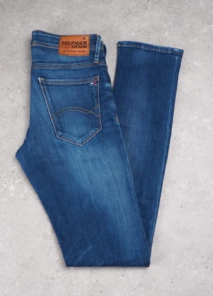 Jeans homme Hilfiger Denim Sidney bleu foncé logo brodé - Taille 28x34, brand: Hilfiger Denim, condizioni: Ottime, taglia: IT 38 | W28, €20.00, €21.70 include la Protezione acquisti Pro