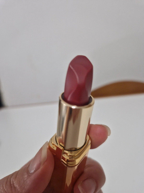 Rossetto L'Oréal Color Riche Nude Intense 179 - Nu Decadent 2