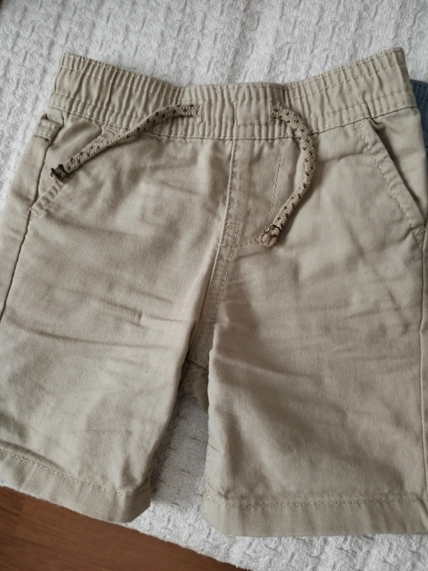 Pantalones Primark celeste y beige. Talla 3-6 meses 3