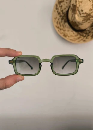 Green Unisex Squared Retro Vintage Y2K Sunglasses, merk: Vintage Dressing, staat: Heel goed, € 12,99, € 14,34 inclusief Kopersbescherming