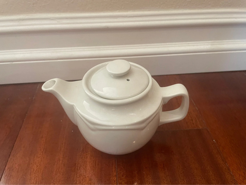 Vintage 4" Steelite International England teapot. 1