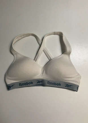 Brassière reebok taille S, marke: Reebok, zustand: Sehr gut, größe: 65A & AA, 2,00 €, 2,80 € inklusive Vinted-Käuferschutz